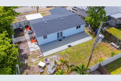 840 N 70th, Hollywood, FL 33024 - Photo 37
