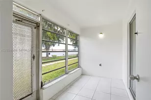 19051 NE 2nd, Miami, FL 33179 - Photo 21