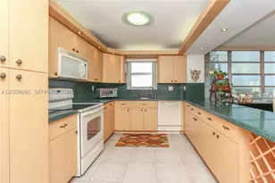 2780 NE 183rd, Aventura, FL 33160 - Photo 1