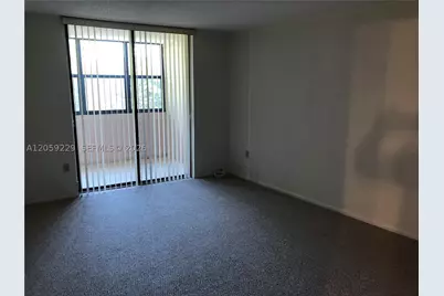 10852 N Kendall #316, Miami, FL 33176 - Photo 13