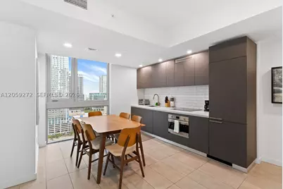 227 NE 2nd #2202, Miami, FL 33132 - Photo 3
