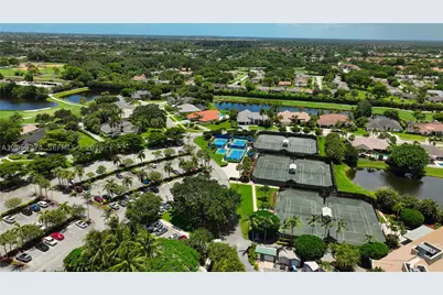 17892 Hampshire, Boca Raton, FL 33498 - Photo 39