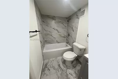 8625 NW 8th #213, Miami, FL 33126 - Photo 9