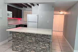8870 Fontainebleau, Miami, FL 33172 - Photo 1