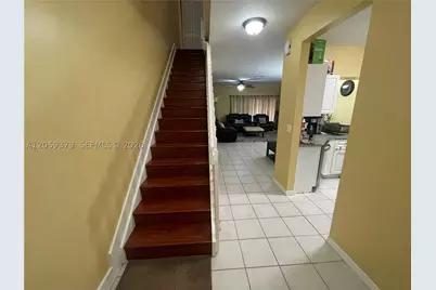 904 NW 100th, Pembroke Pines, FL 33024 - Photo 27