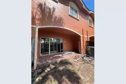 904 NW 100th, Pembroke Pines, FL 33024 - Photo 69
