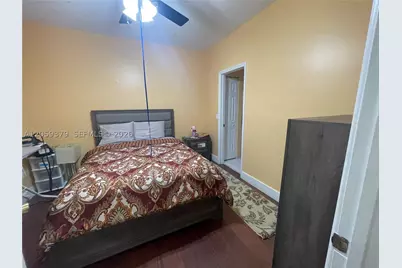904 NW 100th, Pembroke Pines, FL 33024 - Photo 35