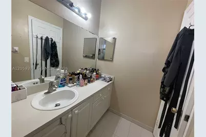 904 NW 100th, Pembroke Pines, FL 33024 - Photo 45