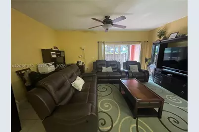 904 NW 100th, Pembroke Pines, FL 33024 - Photo 75