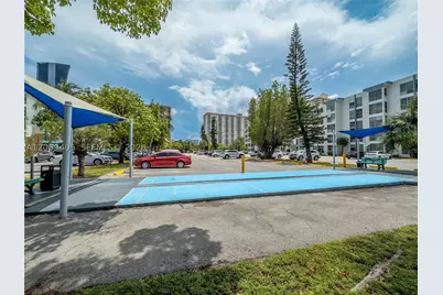 17570 Atlantic #210, Sunny Isles Beach, FL 33160 - Photo 27