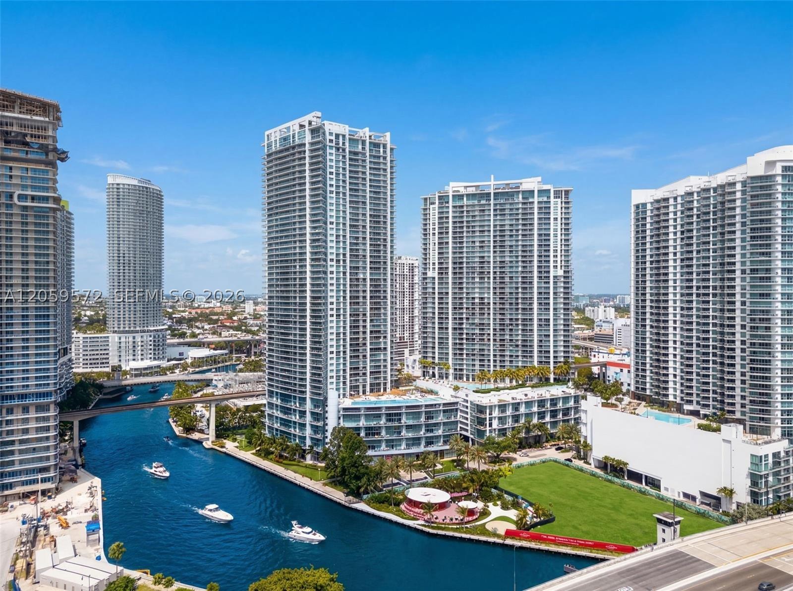 90 SW 3rd #3212 - 90 SW 3rd #3212, Miami, FL 33130 Luxury Property | Jose Angel Pina