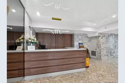 7135 Collins #331, Miami Beach, FL 33141 - Photo 7