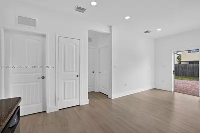 8961 SW 215th, Cutler Bay, FL 33189 - Photo 15