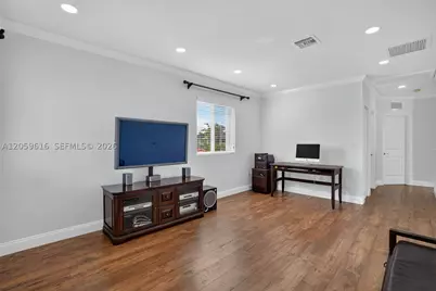 8961 SW 215th, Cutler Bay, FL 33189 - Photo 35