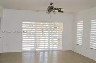 2452 Centergate, Miramar, FL 33025 - Photo 3