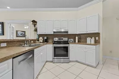 9825 Hindel, Boynton Beach, FL 33472 - Photo 15