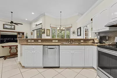 9825 Hindel, Boynton Beach, FL 33472 - Photo 17
