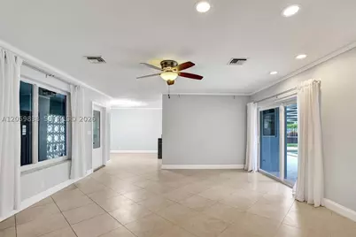 5281 SW 4th, Plantation, FL 33317 - Photo 9
