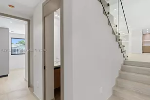 20001 NE 25th, Miami, FL 33180 - Photo 59