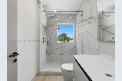 20001 NE 25th, Miami, FL 33180 - Photo 51