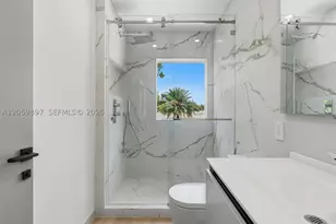 20001 NE 25th, Miami, FL 33180 - Photo 51