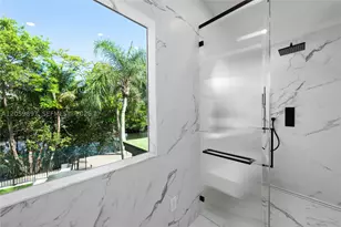 20001 NE 25th, Miami, FL 33180 - Photo 43