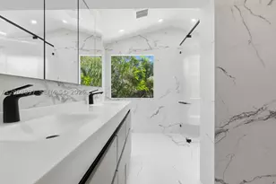 20001 NE 25th, Miami, FL 33180 - Photo 39