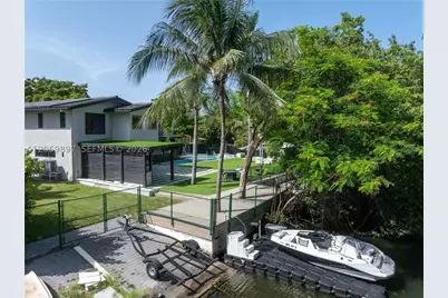 20001 NE 25th, Miami, FL 33180 - Photo 95