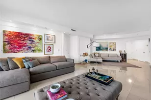 848 Brickell Key, Miami, FL 33131 - Photo 19