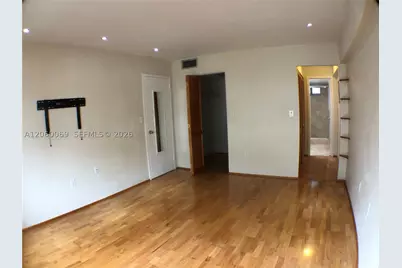 1025 Alton #504, Miami Beach, FL 33139 - Photo 7