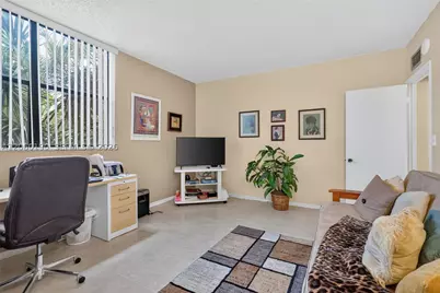 900 NE 195th #109, Miami, FL 33179 - Photo 23