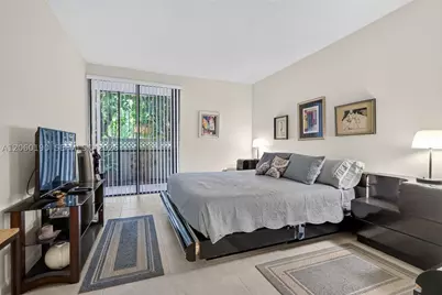 900 NE 195th #109, Miami, FL 33179 - Photo 27