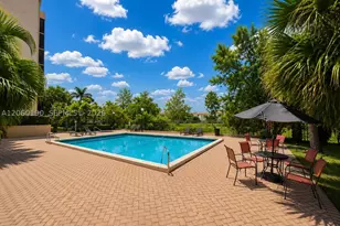 900 NE 195th, Miami, FL 33179 - Photo 43