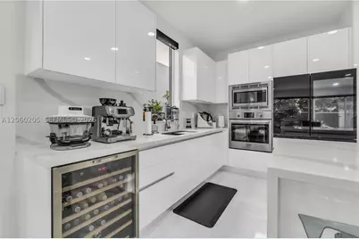 9730 NW 74th, Doral, FL 33178 - Photo 17