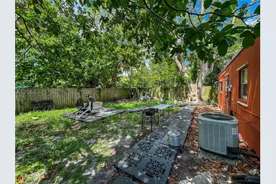 578 NW 97th, Miami, FL 33150 - Photo 69