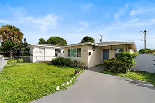 [Address not provided], West Palm Beach, FL 33407 - Photo 1