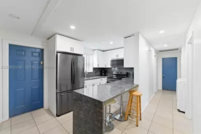 [Address not provided], West Palm Beach, FL 33407 - Photo 9