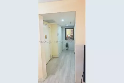 661 NE 195th #407, Miami, FL 33179 - Photo 5