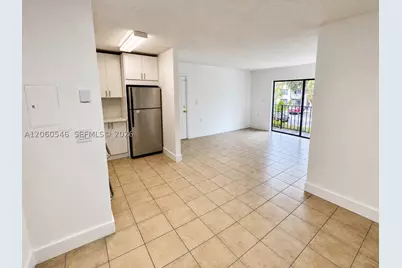 7095 NW 179th #209, Hialeah, FL 33015 - Photo 3