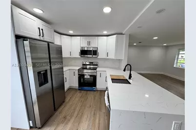 4715 SW 23rd, Fort Lauderdale, FL 33317 - Photo 5