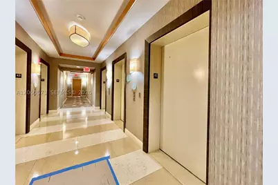 244 Biscayne #4307, Miami, FL 33132 - Photo 19