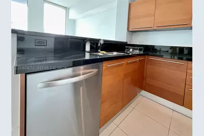 244 Biscayne #4307, Miami, FL 33132 - Photo 15