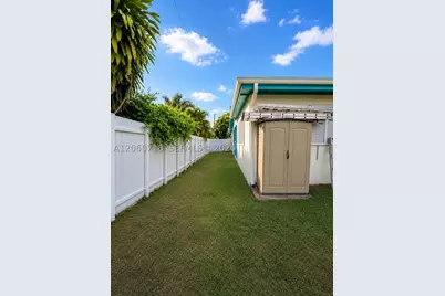 9395 Nassau, Cutler Bay, FL 33189 - Photo 5