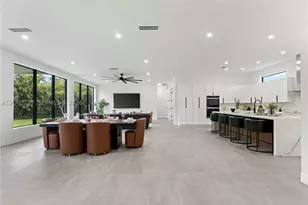 360 Holly, Plantation, FL 33317 - Photo 13