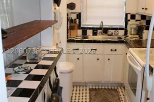 5300 Washington, Hollywood, FL 33021 - Photo 1