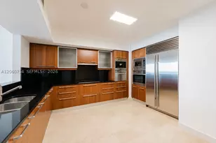 1331 Brickell Bay, Miami, FL 33131 - Photo 7