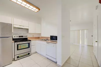 728 SW 122nd, Pembroke Pines, FL 33025 - Photo 5