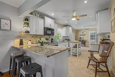 7460 NW 13th, Plantation, FL 33313 - Photo 9