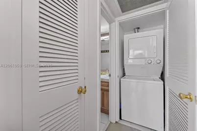 2030 S Ocean #723, Hallandale Beach, FL 33009 - Photo 15