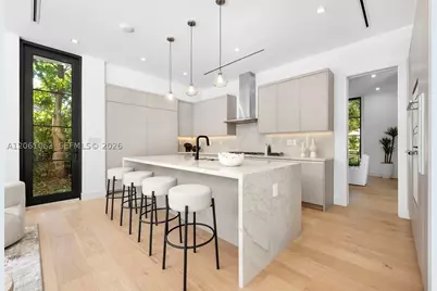 1220 S Alhambra, Coral Gables, FL 33146 - Photo 15